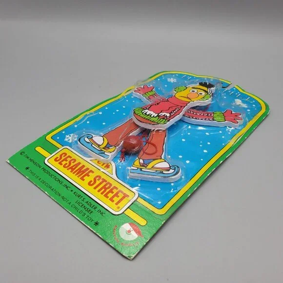 Sesame Street Pull Puppet Bert Ice Skating Wooden Red String Kurt Adler 6 inch - Picture 4 of 5